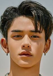 Cl's 'spicy' tops charts in cambodia and singapore. Lucas é»æ­ç Mydramalist