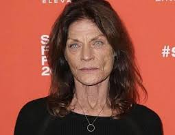 She was once the beloved movie star whose sky-blue eyes and piercing gaze  sent fans wild. Now, many years later, age has taken its toll... 😳 Check  the 1st Comment for Pics