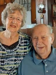 Lake Park Couple Celebrates 70th Anniversary