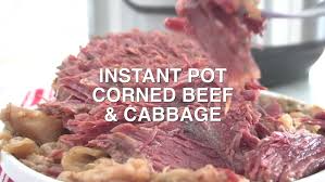 Add beef broth, onion, garlic, parsley, bay leaves, and the contents of the seasoning packet if it was included with your brisket package (if not, add peppercorns). How To Cook Instant Pot Corned Beef And Cabbage Mom 4 Real