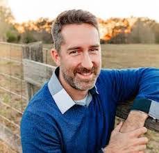 Kenneth Fortney's Instagram, Twitter & Facebook