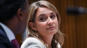 Optus fail: CEO Kelly Bayer Rosmarin's future in doubt; no crisis planning  for shutdown