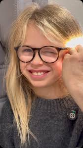 Bli med og se hvordan det gikk da Alina ble den aller første pasienten på  felles poliklinikk ved nye Hammerfest sykehus. Hun ble tatt imot av  overlege Klemet Somby