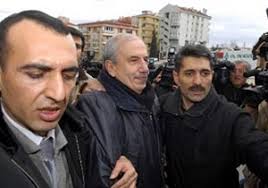 İsmail hakkı karadayı (dönemin genelkurmay başkanı, dava devam ederken öldü) çevik bir (emekli orgeneral) Kemal Guruz U En Cok Uzen Olay