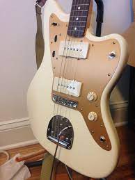 Pin On Fender Guitars Suhr Guitars And Other Fender Body Shaped Guitars