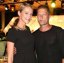 Einen sohn (* 1995) und die schauspielerinnen luna (* 1997), lilli (* 1998) und emma (* 2002). Model Spricht Uber Ihre Beziehung Mit Til Schweiger Freundin Svenja Holtmann Mochte Kinder Irgendwann Welt