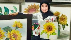 Bunga matahari merupakan bunga yang sangat indah dan cantik. Alasan Seniman Lukis Aimee Tri Pilih Bunga Matahari Untuk Gelorakan Semangat Positif Surya