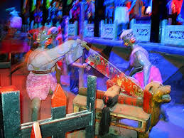 Setan yang satu ini merupakan pembantu iblis yang bertugas untuk membisikan. Hiii Di Cina Ada Kota Hantu