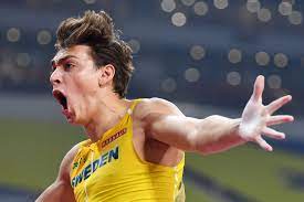 Chez les hommes, le record du saut à la perche est détenu par le jeune suédois (20 ans) armand mondo (surnom) duplantis qui a franchi 6m18 au meeting de glasgow (ecosse) le 15 la vidéo du record du monde à 6m18 d'armand duplantis : Saut A La Perche Armand Duplantis Bat Le Record Du Monde Pour La Deuxieme Fois