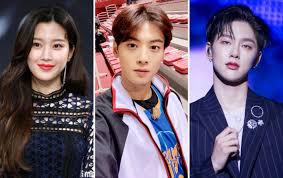 He did not waver from his stance and said, i did say that once, and it's still true. when the reporter asked, is she still the top among tang wei and kim sun ah? to which hyun bin. True Beauty Hand In Hand With Moon Ga Young And Cha Eunwoo Busy Netizens Talk About Kwon Hyun Bin