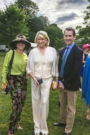 Blooming roses at my farm Newport Flower Show 2018 Photos Martha Stewart At Newport Flower Show At Rosecliff