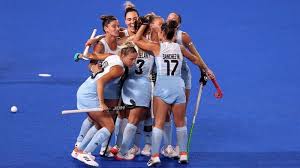 Las leonas, clasificadas a cuartos de final, vencieron 2 a 1 a japón y sumaron su tercera victoria consecutiva en los juegos olímpicos 2021. Adus3q6ny1sgfm