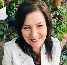 Barbara Pearlman's Instagram, Twitter & Facebook