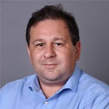 Should biotech/pharma conferences offer free or subsidized registration for  job seekers?