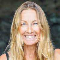 20+ "Esther Pearson" profiles