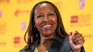 McKenzie Calvert reroutes to USC