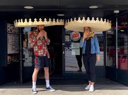 Burger King In Germany Is Giving Out Social Distancing Crowns Imgur In 2020 Burger King Burger King Crown Kings Crown