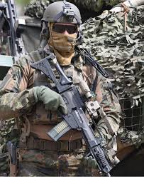 Идеи в сфере ремонта, декора и садоводства. Ksk Quelle Tank Masters De Ksk Kommandospezialkrafte Isaf Oef G36 Bundeswehr Infantry Specia Military Special Forces Special Forces Military Forces