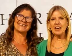 Una domenica tra cultura e fiori: Ada Lai ospite speciale da Margherita  Musella| Ogliastra