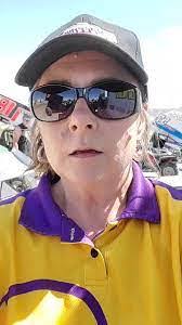 Mindy Mccune's Instagram, Twitter & Facebook