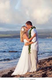 Pin By Tania Rodriguez On Ordinary Day Hawaiian Wedding Hawaii Wedding Hawaii Wedding Photography