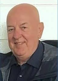 Robert Publicover's Instagram, Twitter & Facebook