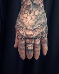 Black And Grey Foo Dog Hand Tattoo Fudo Myoo In Progress Chronicink Wearproud Workproud Hand Tattoos For Guys Hand Tattoos Body Art Tattoos