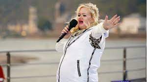 Claudia haas beauty 7.442 views1 month ago. Dsds Kandidatin Claudia Jammert Sich In Den Recall Und Will Ins Dschungelcamp Stern De