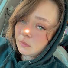 Sydney Sprague (@hometownbeauty)