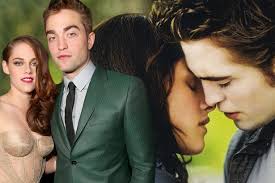 One of the biggest problems with the twilight movies is that bella seems to be totally helpless without edward. Kristen Stewart Says Twilight Sex Scene With Robert Pattinson Was Agony Mirror Online