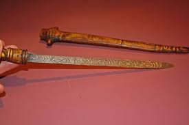 Check spelling or type a new query. 13 Senjata Tradisional Sumatera Utara Yang Unik Dan Bersejarah