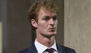 Daniel Penny doesn't take stand in trial over death of Jordan Neely