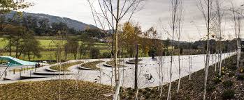 Santo tirso é uma cidade portuguesa pertencente ao distrito do porto,com 14 107 habitantes no seu perímetro urbano (2011).o santo padroeiro é são bento e é f. Ribeiro Matadouro Park Santo Tirso Portugal On Behance