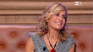 Con il suo primo romanzo amiche di salvataggio (sperling&kupfer) è arrivato il successo di pubblico e la. Morte Alessandra Appiano Disposti Accertamenti Sulla Morte Della Scrittrice
