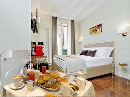Featuring free wifi, hotel chateau de l'argoat offers accommodation in montréal. Piazza Venezia Grand Suite Bed Breakfast Rome