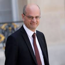 Je gère ce compte avec mon équipe. 2021 Jean Michel Blanquer Wants To Lighten The Protocol