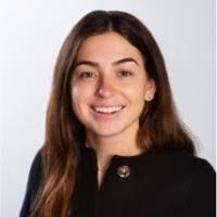 Samantha Usher's Instagram, Twitter & Facebook