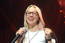 My man, my man alone yeah. Who Is Stefanie Heinzmann Dating Stefanie Heinzmann Boyfriend Husband