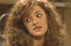 Así está Lynn, la protagonista de Alf