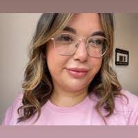 Adele Conn's Instagram, Twitter & Facebook