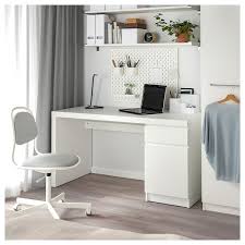 La mesa de escritorio extensible bureau es una increíble mesa consola que se extiende y se vendo mesa extensible de teka y aluminio con 4 mesa exterior ikea de madera acacia, material renovable. Malm Bureau Blanc 140x65 Cm Ikea