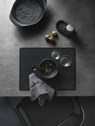 A Black Table Setting Vipp Vosgesparis Black Table Table Settings Black Food