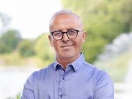 Two very different ailments: Virtual town hall to focus