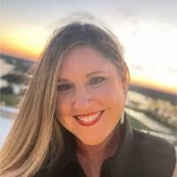 Sarah Meins's Instagram, Twitter & Facebook