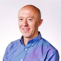 Alex Louth's Instagram, Twitter & Facebook