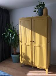 verf je oude houten kast een leuk kleurtje en het is direct een erecatcher in je interieur paint your old woode home decor slaapkamer kast verf houten kasten