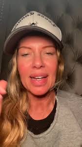 Joni Burks's Instagram, Twitter & Facebook