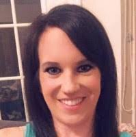 Angela Dell's Instagram, Twitter & Facebook