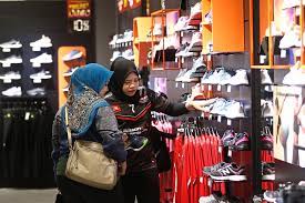 Lower ground, pertama complex, 50350 kuala lumpur, malaysia coordinate: Staying True To The Brand The Star