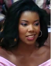 CardiB made #JT step up her fashion house game! The queen of rap now reps  #Skims & #Nike! Girdles & Dunks, chile 🩱👟